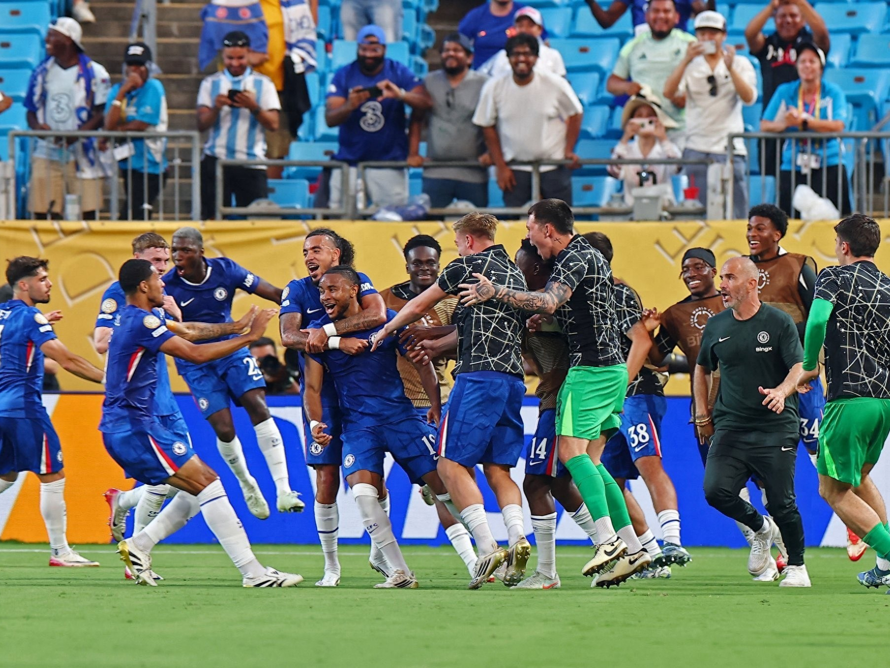 包含今晚葡超传出新动向，北京国安远射贴柱，管理层表态——更衣室稳定，赛程密集仍需轮换的词条-竞技宝网站